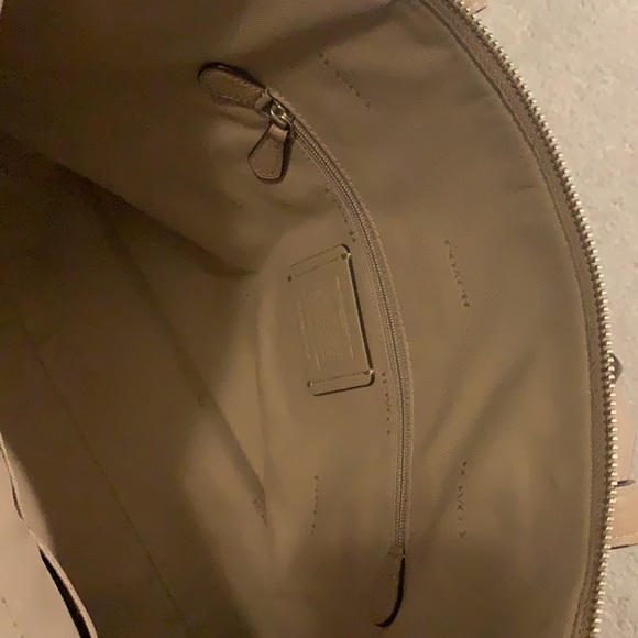 Coach purse - Picture 5 of 5